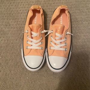 peach converse